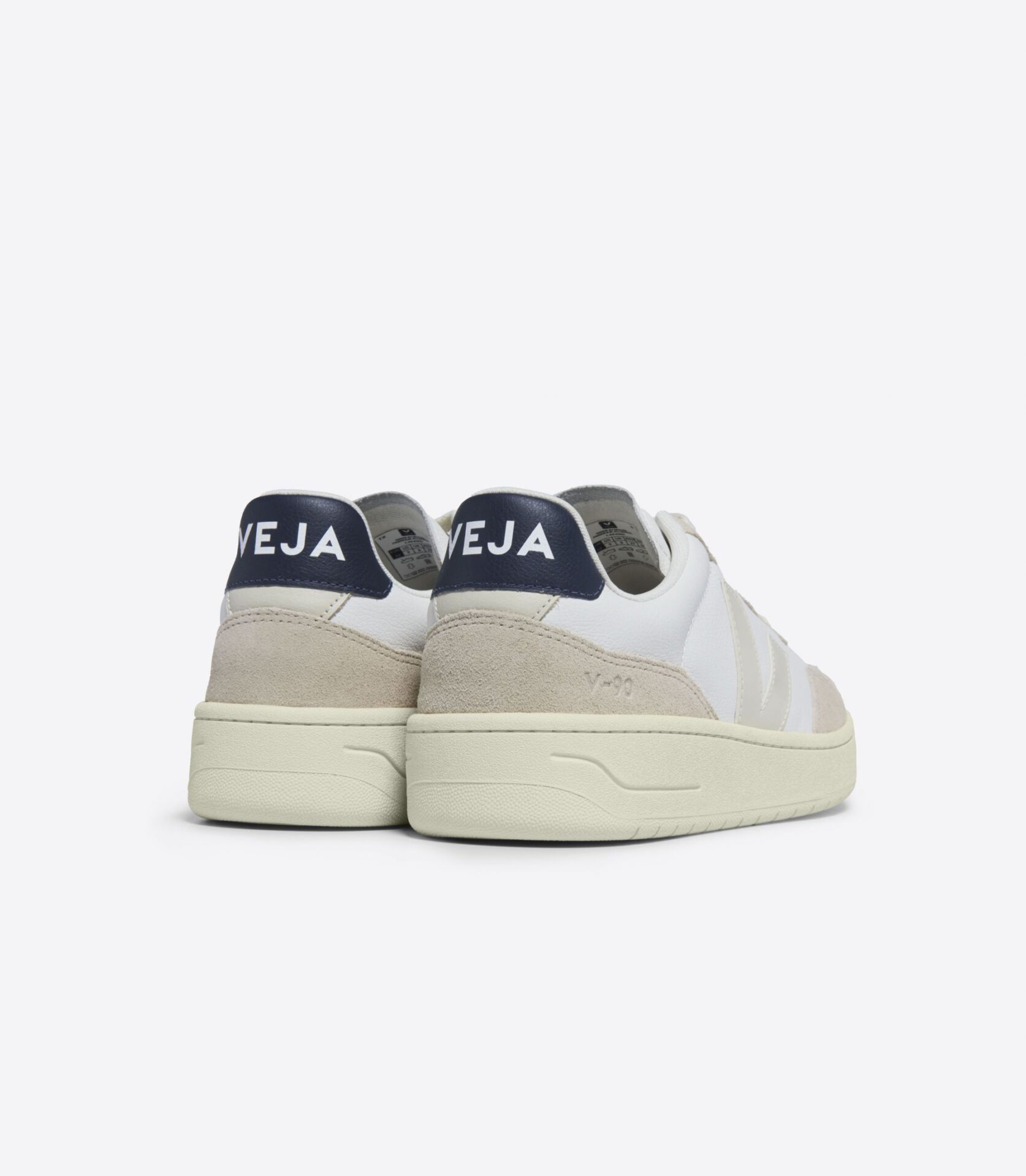 VEJA // V-90 Leather White Pierre Nautico – Bild 3